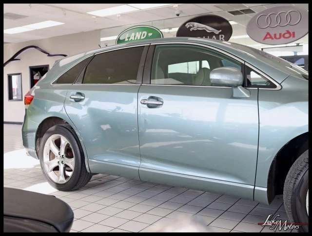 2010 Toyota Venza - Image 3 of 12