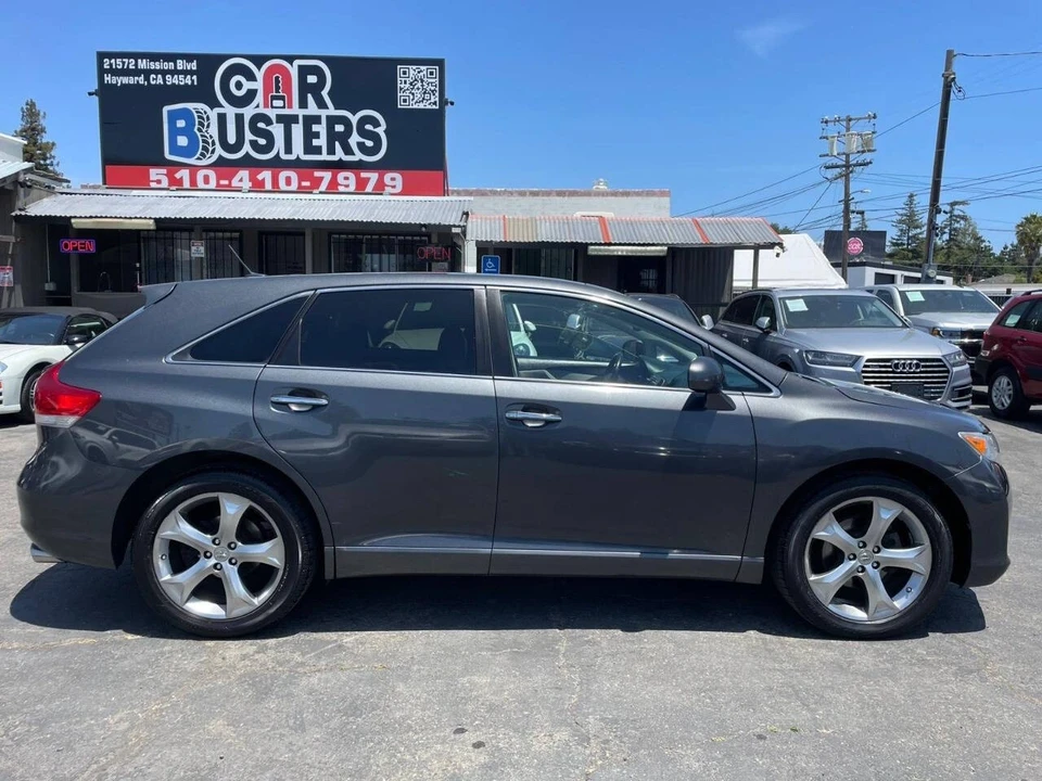 2010 Toyota Venza - Image 6 of 17