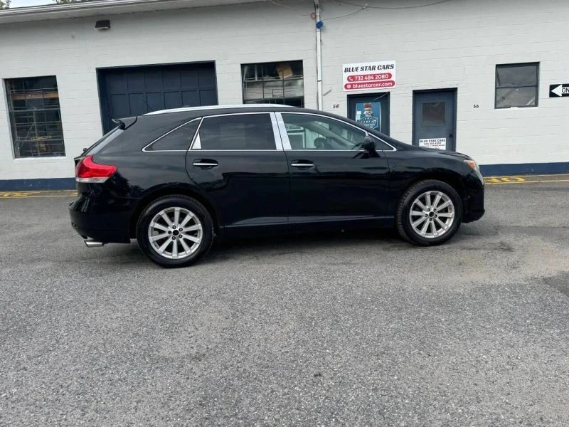 2010 Toyota Venza - Image 9 of 12
