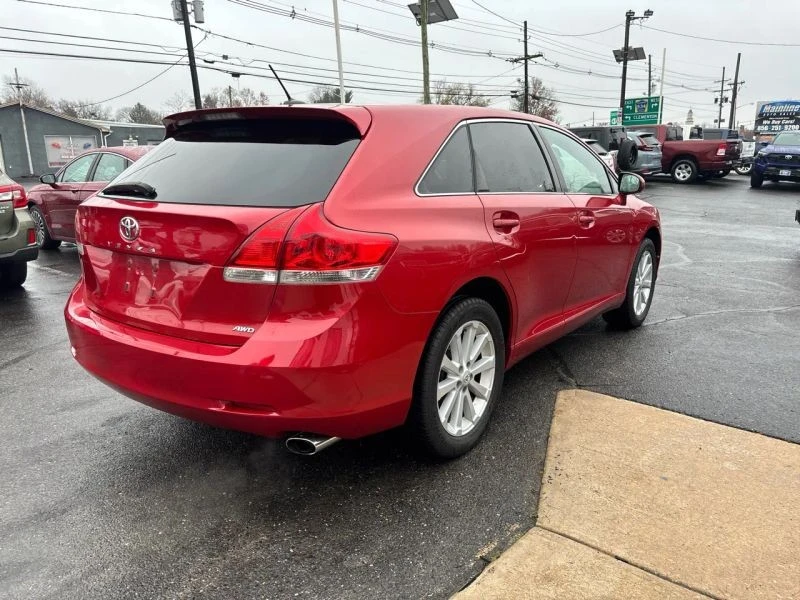 2010 Toyota Venza - Image 10 of 12