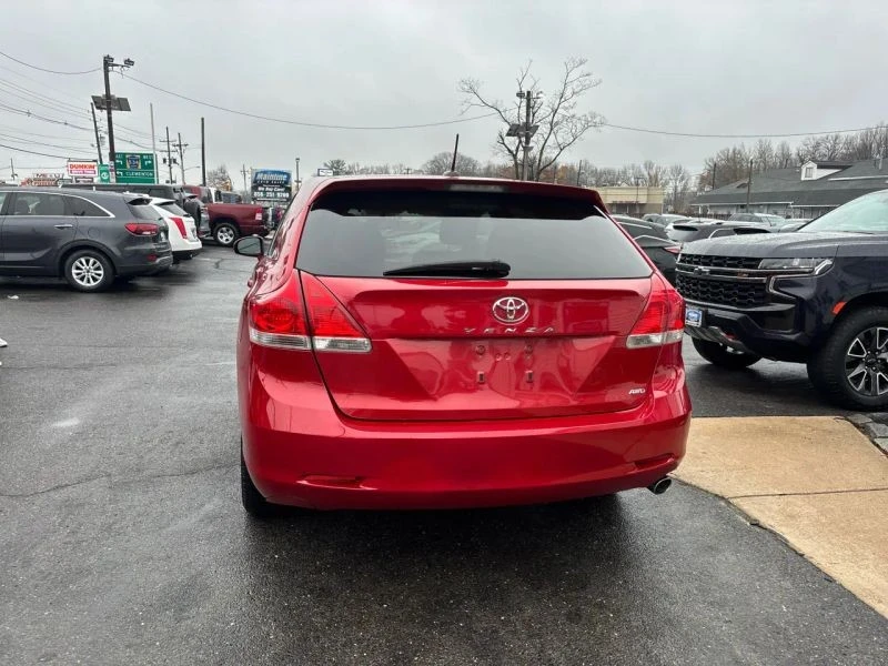 2010 Toyota Venza - Image 7 of 12