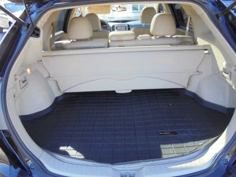 2010 Toyota Venza - Image 7 of 12