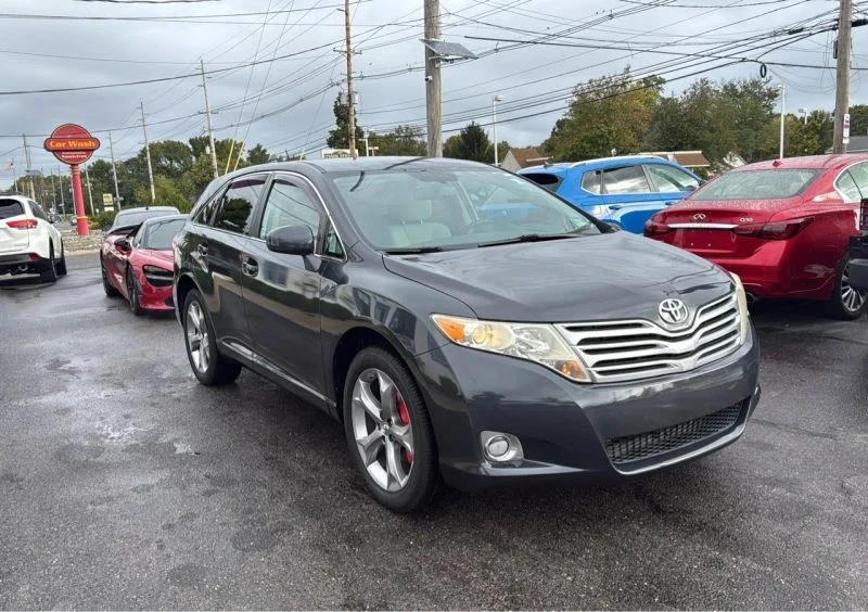 2010 Toyota Venza - Image 12 of 12