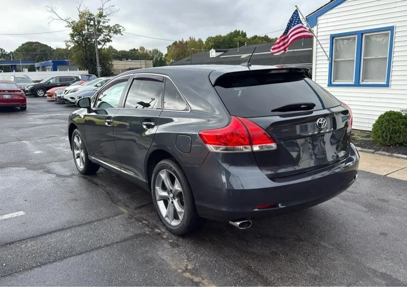 2010 Toyota Venza - Image 5 of 12