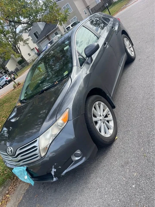 2010 Toyota Venza - Image 3 of 7