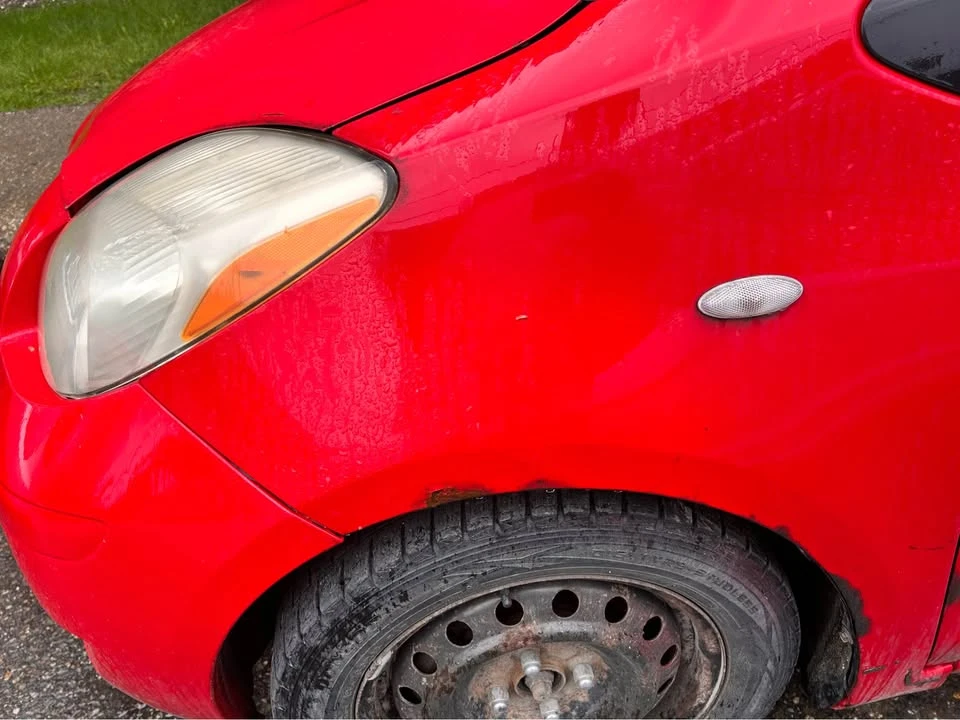 2010 Toyota Yaris - Image 9 of 10