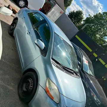 2010 Toyota Yaris Hatchback 4D