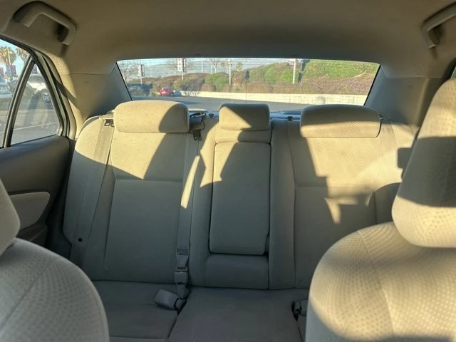 2010 Toyota Yaris - Image 9 of 9