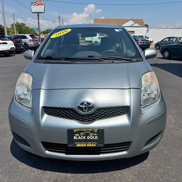 2010 Toyota Yaris LE Hatchback 4D