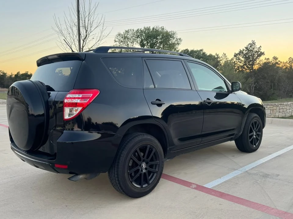 2010 Toyota RAV4 3rd Gen - Image 6 of 20