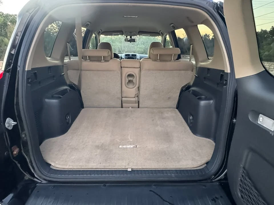 2010 Toyota RAV4 3rd Gen - Image 18 of 20