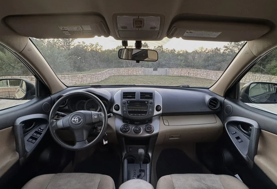 2010 Toyota RAV4 3rd Gen - Image 13 of 20