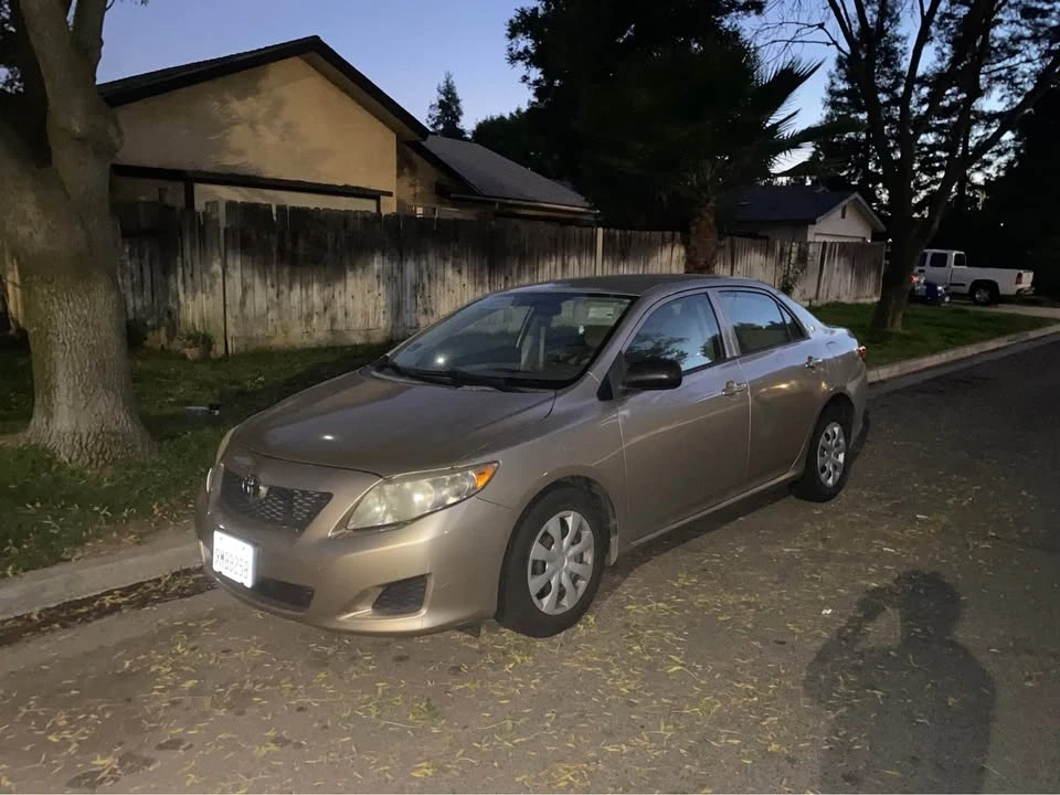 2010 Toyota Corolla 10th Gen - Image 4 of 5