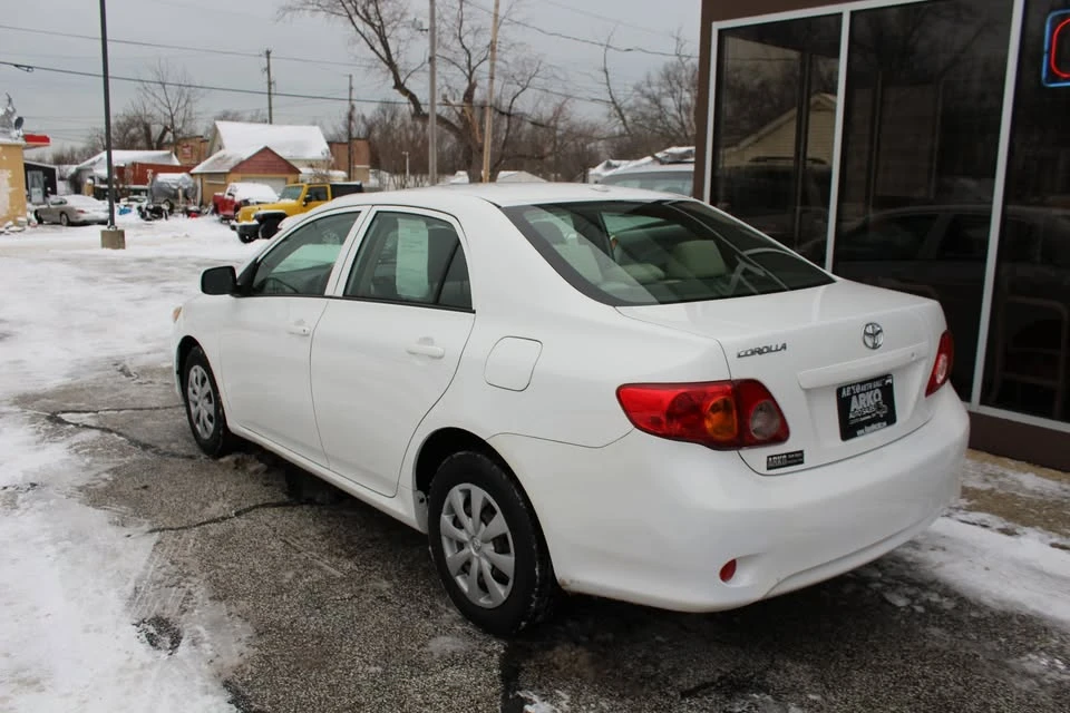 2010 Toyota Corolla 10th Gen - Image 7 of 17