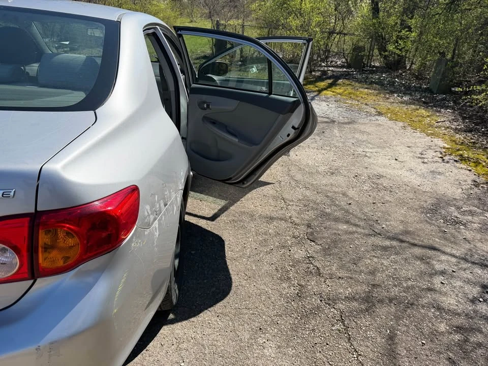 2010 Toyota Corolla 10th Gen - Image 3 of 5