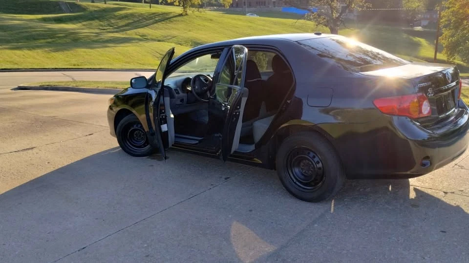 2010 Toyota Corolla 10th Gen - Image 16 of 17