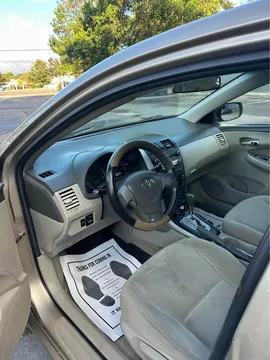 2010 Toyota Corolla 10th Gen - Image 2 of 15