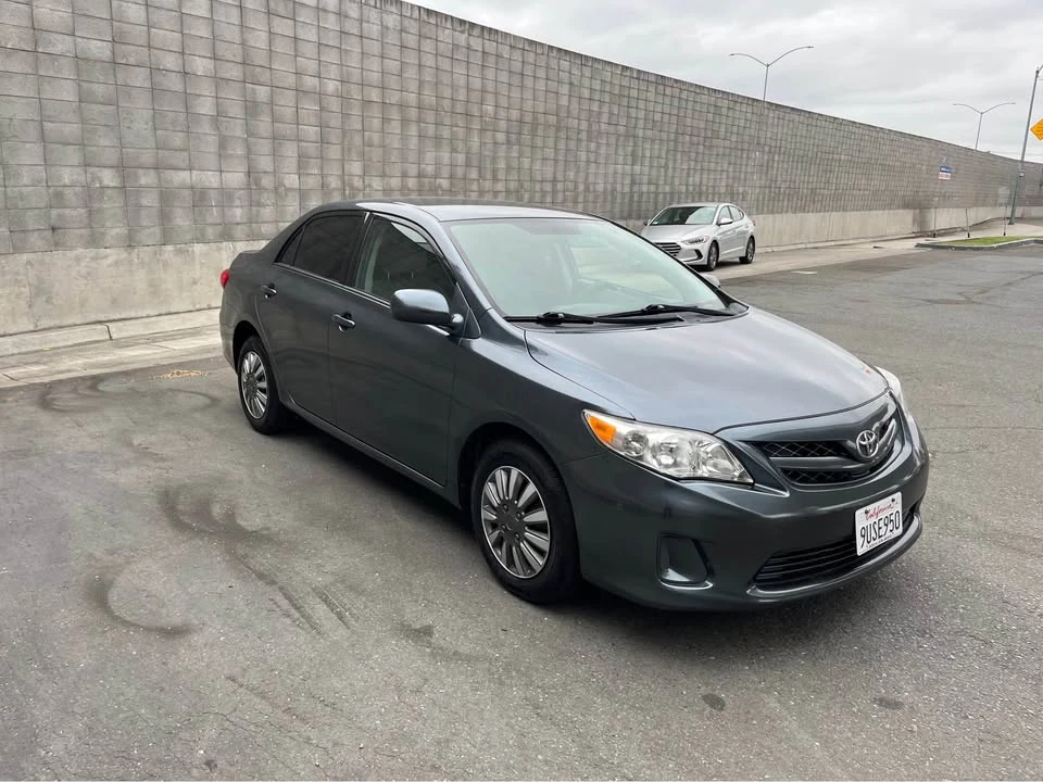 2010 Toyota Corolla 10th Gen - Image 4 of 13