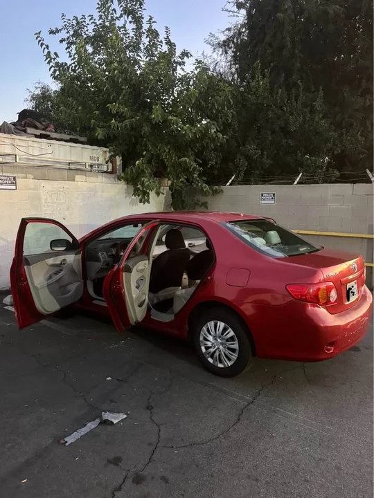 2010 Toyota Corolla 10th Gen - Image 5 of 6