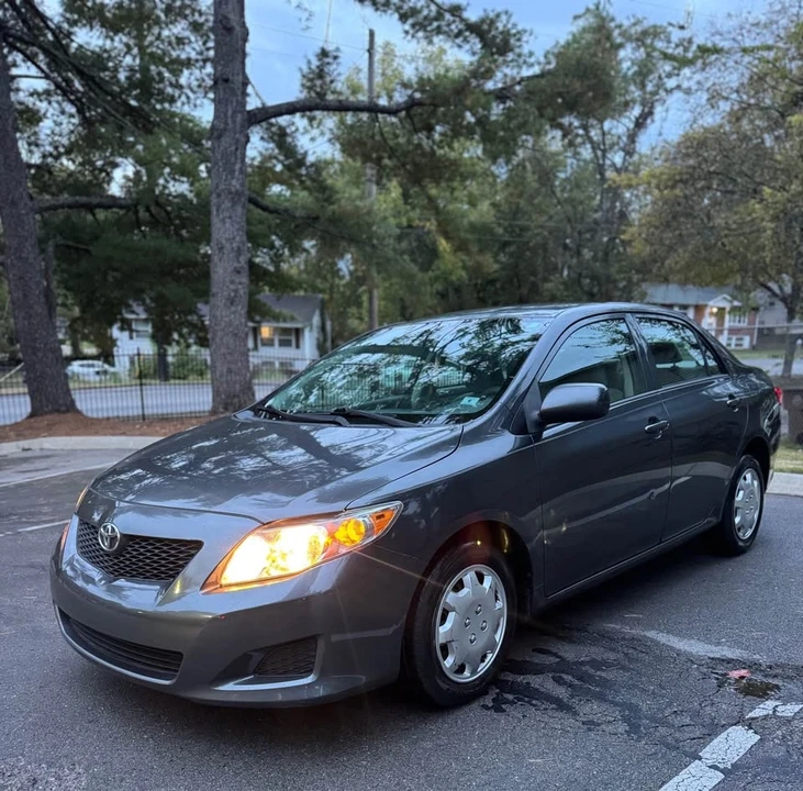 2010 Toyota Corolla 10th Gen - Image 2 of 7