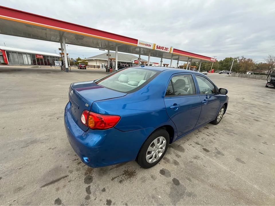2010 Toyota Corolla 10th Gen - Image 5 of 12