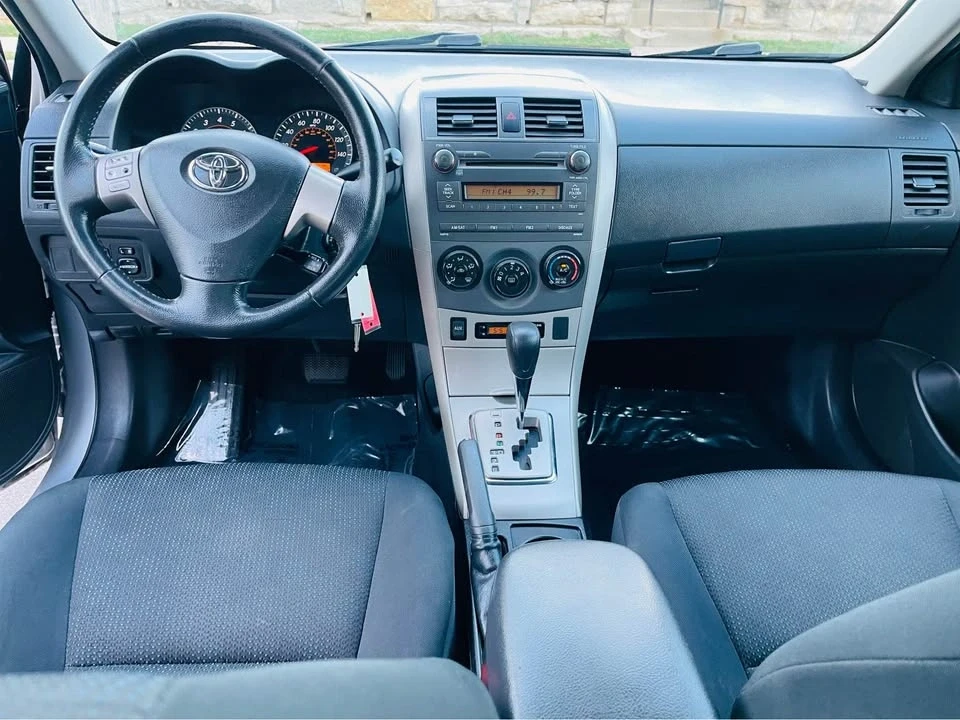 2010 Toyota Corolla 10th Gen - Image 5 of 20