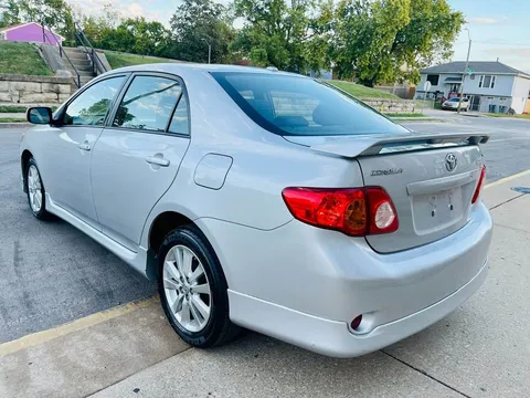 2010 Toyota Corolla 10th Gen - Image 3 of 20