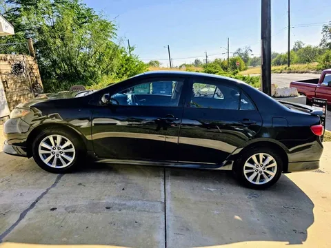 2010 Toyota Corolla 10th Gen - Image 2 of 20