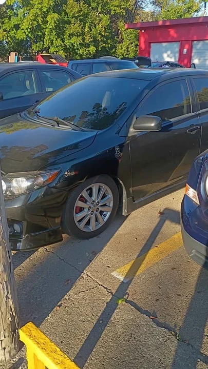 2010 Toyota Corolla 10th Gen - Image 2 of 12