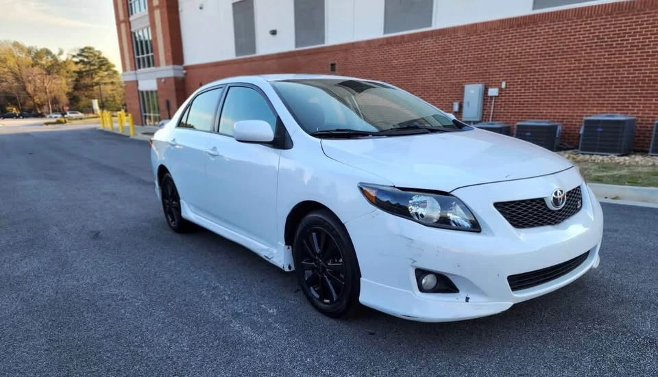 2010 Toyota Corolla 10th Gen - Image 3 of 17