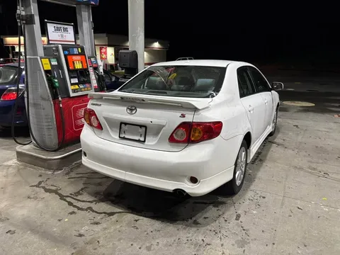 2010 Toyota Corolla 10th Gen - Image 4 of 4