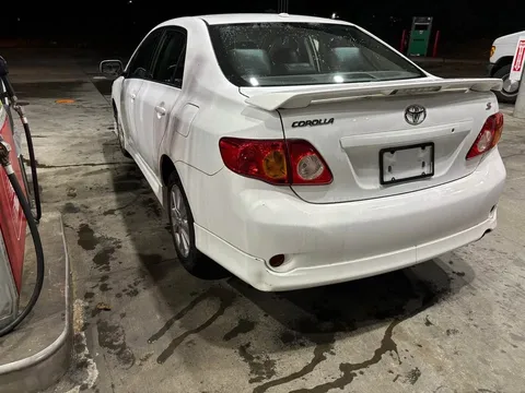 2010 Toyota Corolla 10th Gen - Image 3 of 4