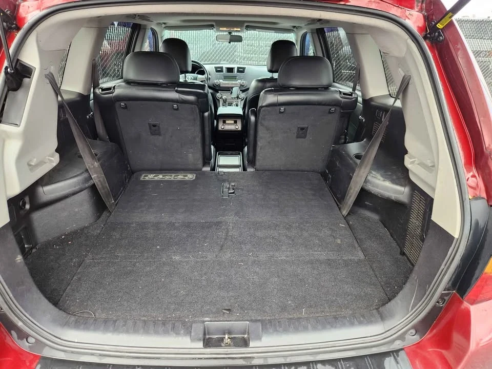 2010 Toyota Highlander - Image 10 of 10