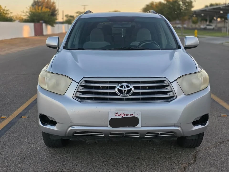 2010 Toyota Highlander - Image 5 of 19
