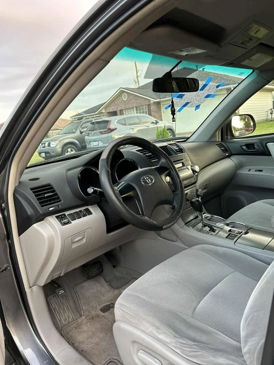 2010 Toyota Highlander - Image 4 of 9