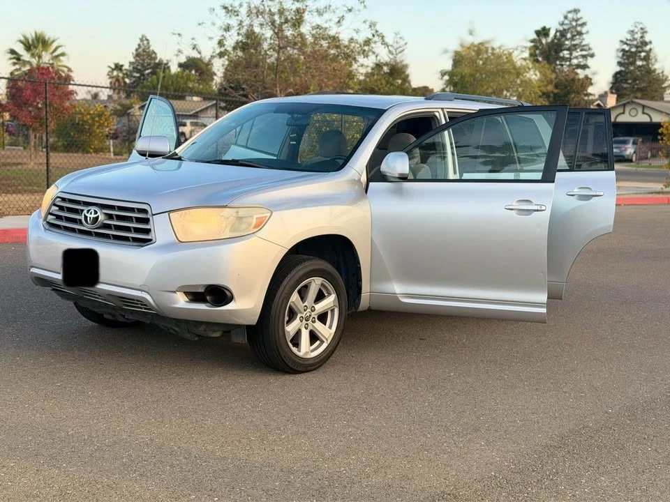 2010 Toyota Highlander - Image 4 of 13