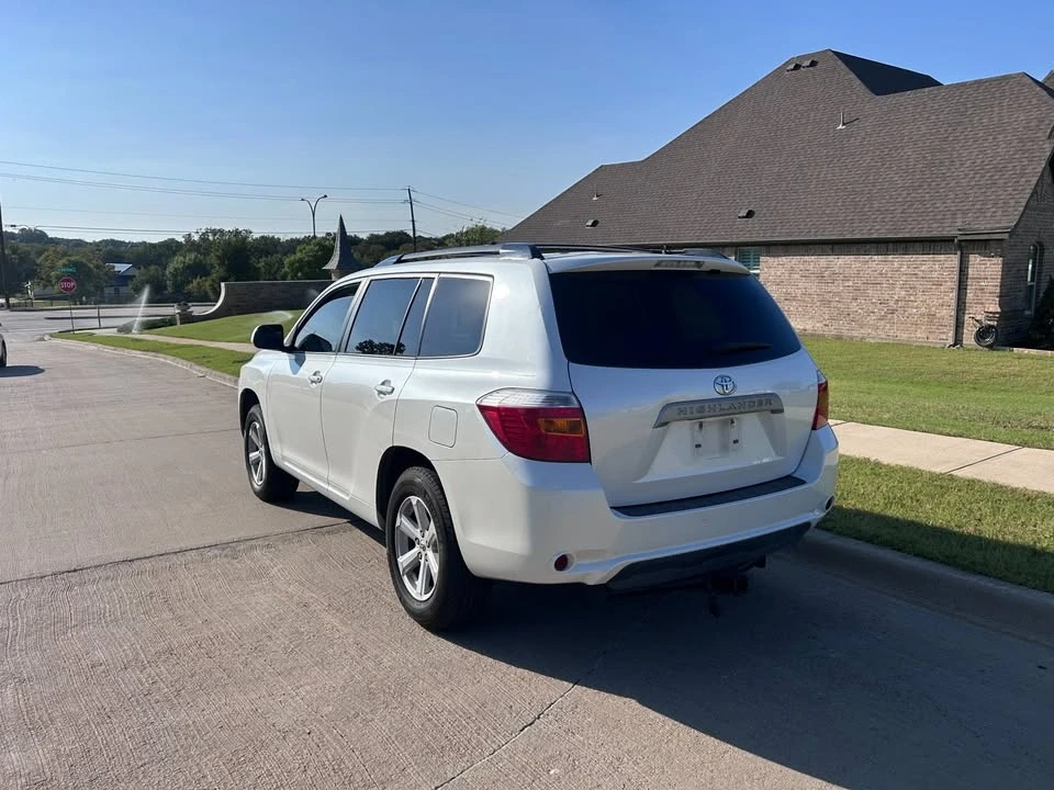 2010 Toyota Highlander - Image 5 of 7