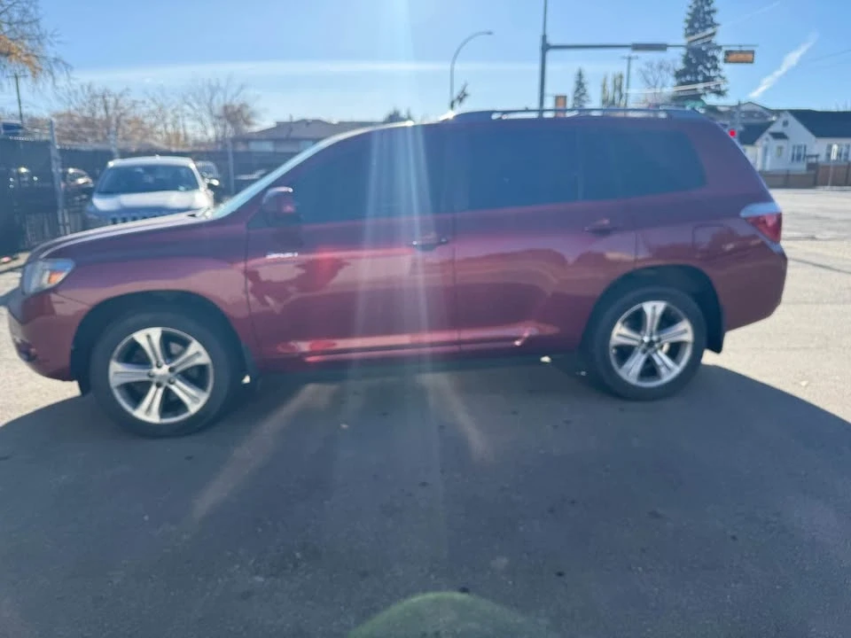 2010 Toyota Highlander - Image 2 of 9