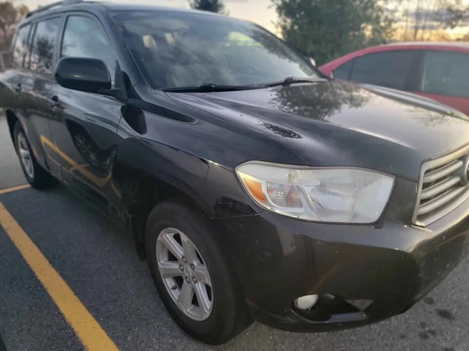 2010 Toyota Highlander - Image 2 of 7