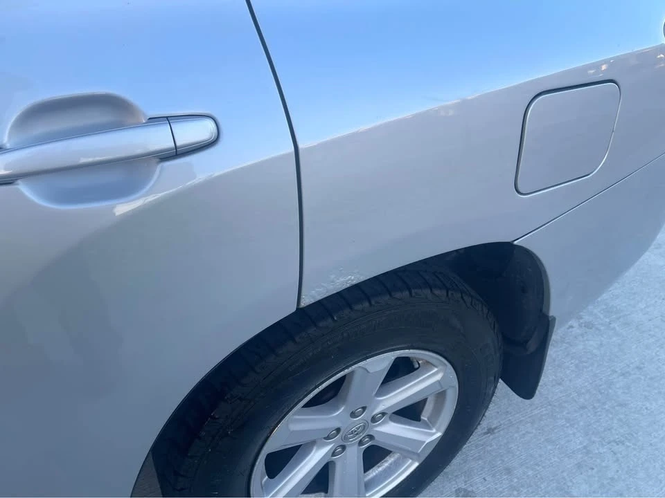2010 Toyota Highlander - Image 6 of 13
