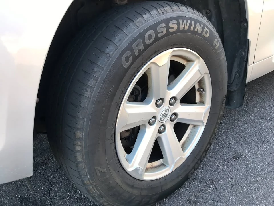 2010 Toyota Highlander - Image 20 of 20