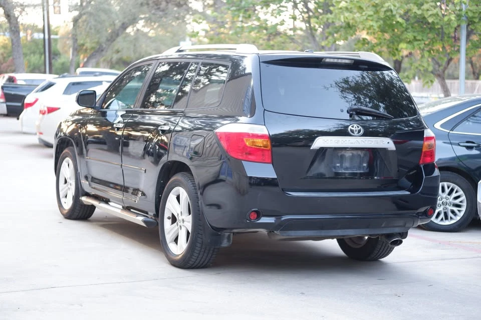 2010 Toyota Highlander - Image 4 of 20