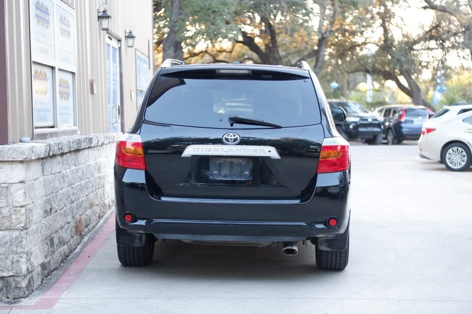 2010 Toyota Highlander - Image 3 of 20