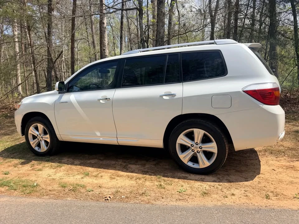 2010 Toyota Highlander - Image 4 of 20