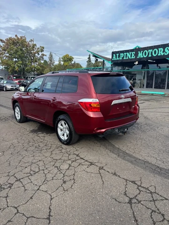 2010 Toyota Highlander - Image 6 of 13
