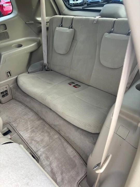 2010 Toyota Highlander - Image 11 of 14