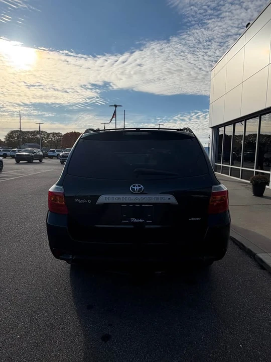 2010 Toyota Highlander - Image 3 of 10