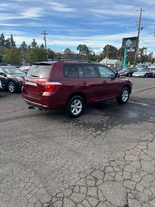 2010 Toyota Highlander - Image 6 of 13