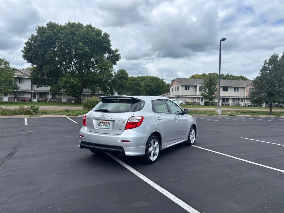 2010 Toyota Matrix 2nd Gen - Image 2 of 17