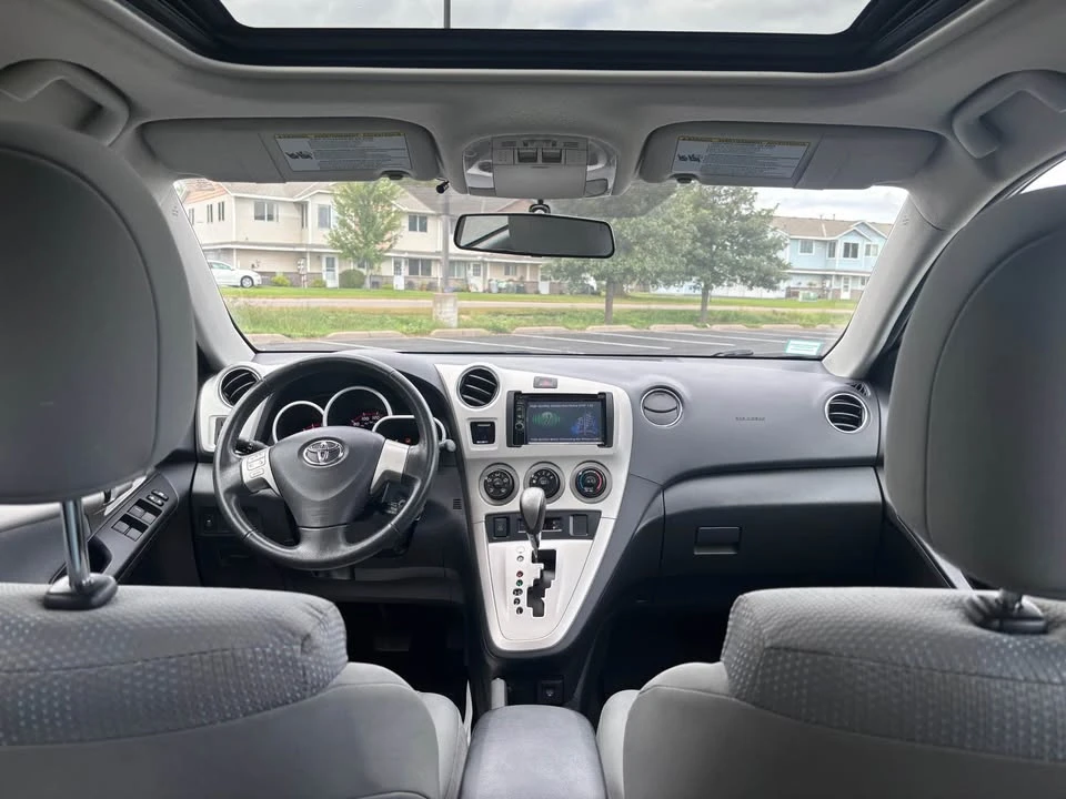2010 Toyota Matrix 2nd Gen - Image 11 of 17